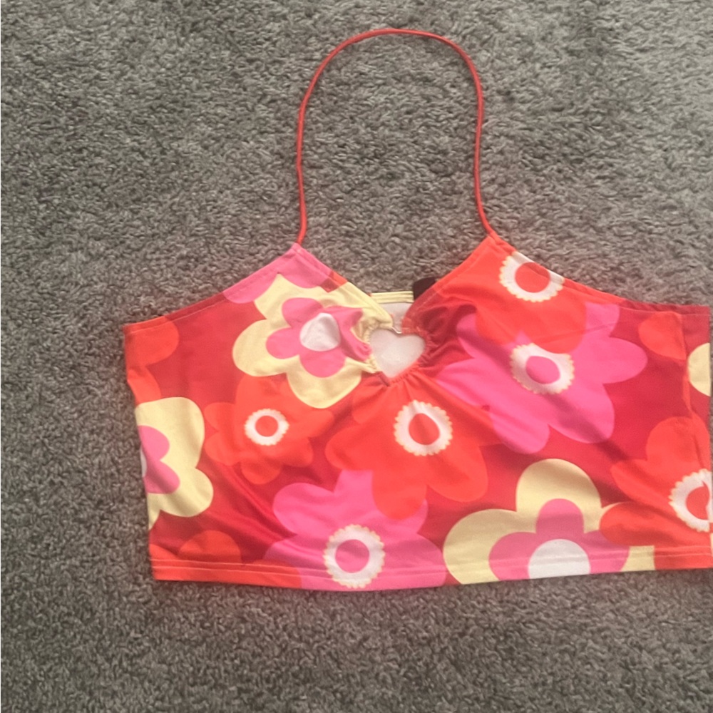 cute and colorful flowery crop top